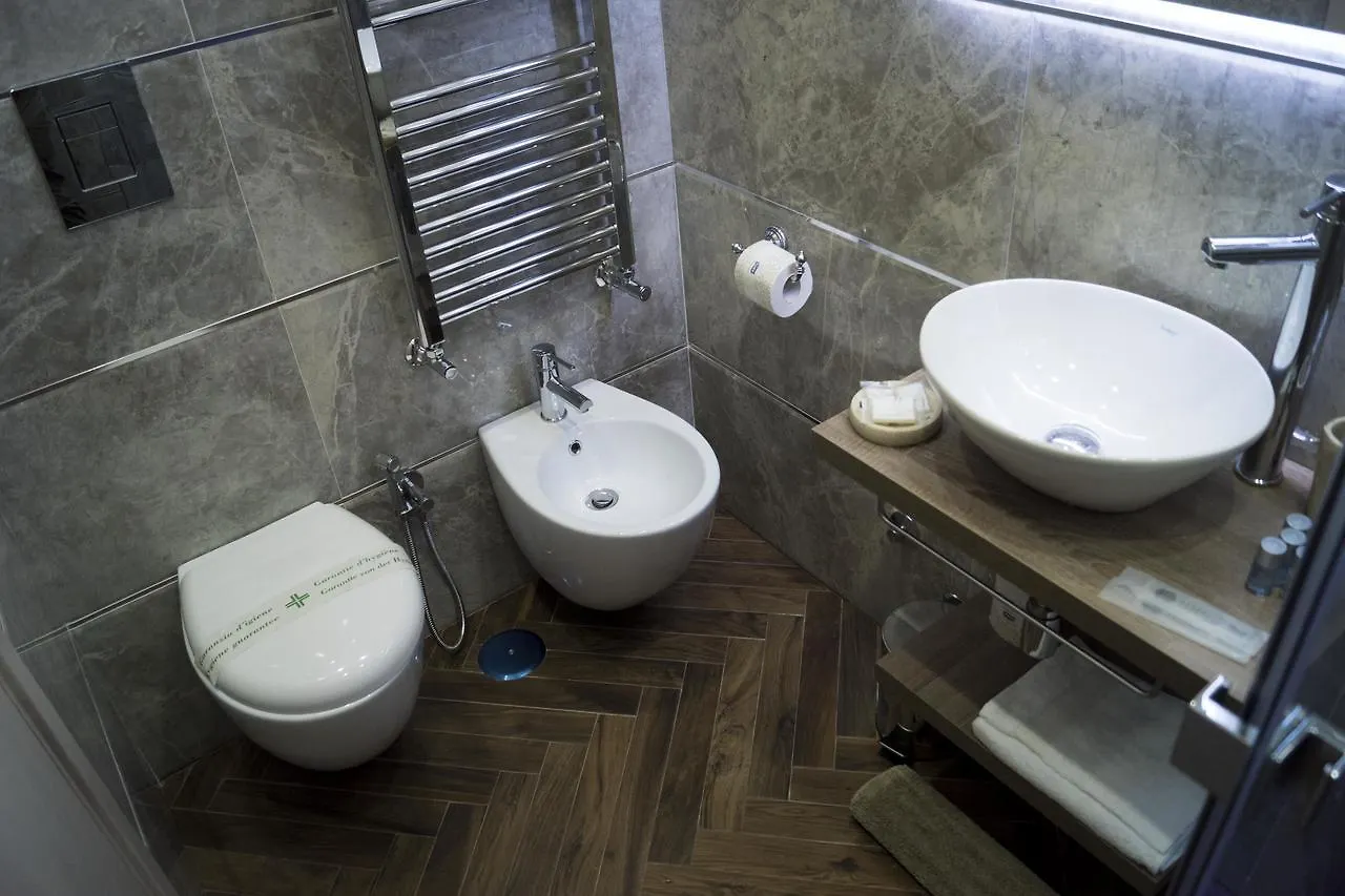 Royal Rooms Luxury Suite Naples Guest house