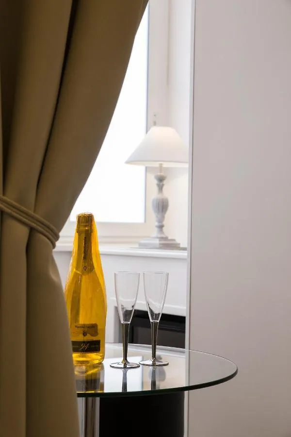 Royal Rooms Luxury Suite Naples
