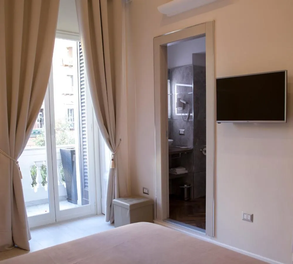 Royal Rooms Luxury Suite Naples