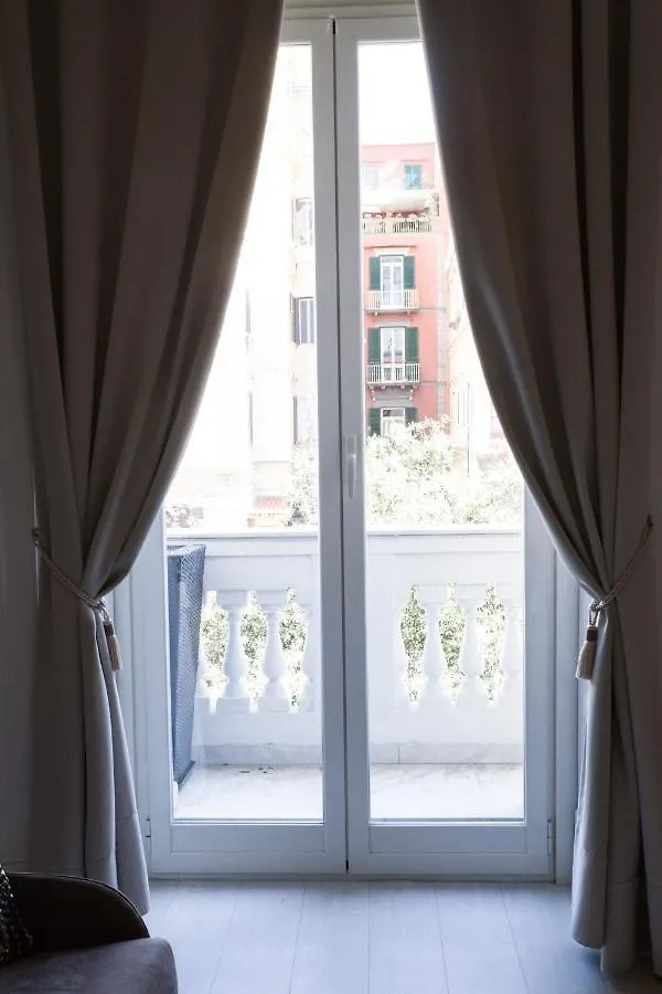 Royal Rooms Luxury Suite Naples
